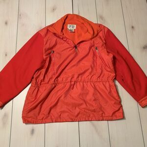 womens L escape sport‎ fleece lined wind breaker